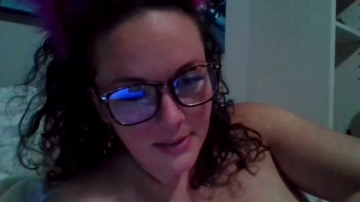 Lily_Deville  12-10-2021 gape Female